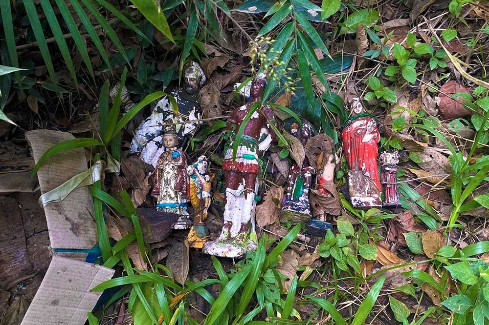 Descarte de Lixo e Oferendas Arraial do Ouro Gaspar